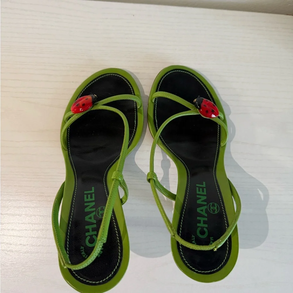CHANEL women green